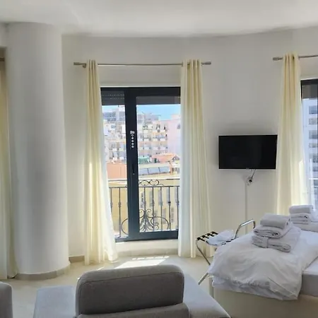 Apartment Moxart 07 *